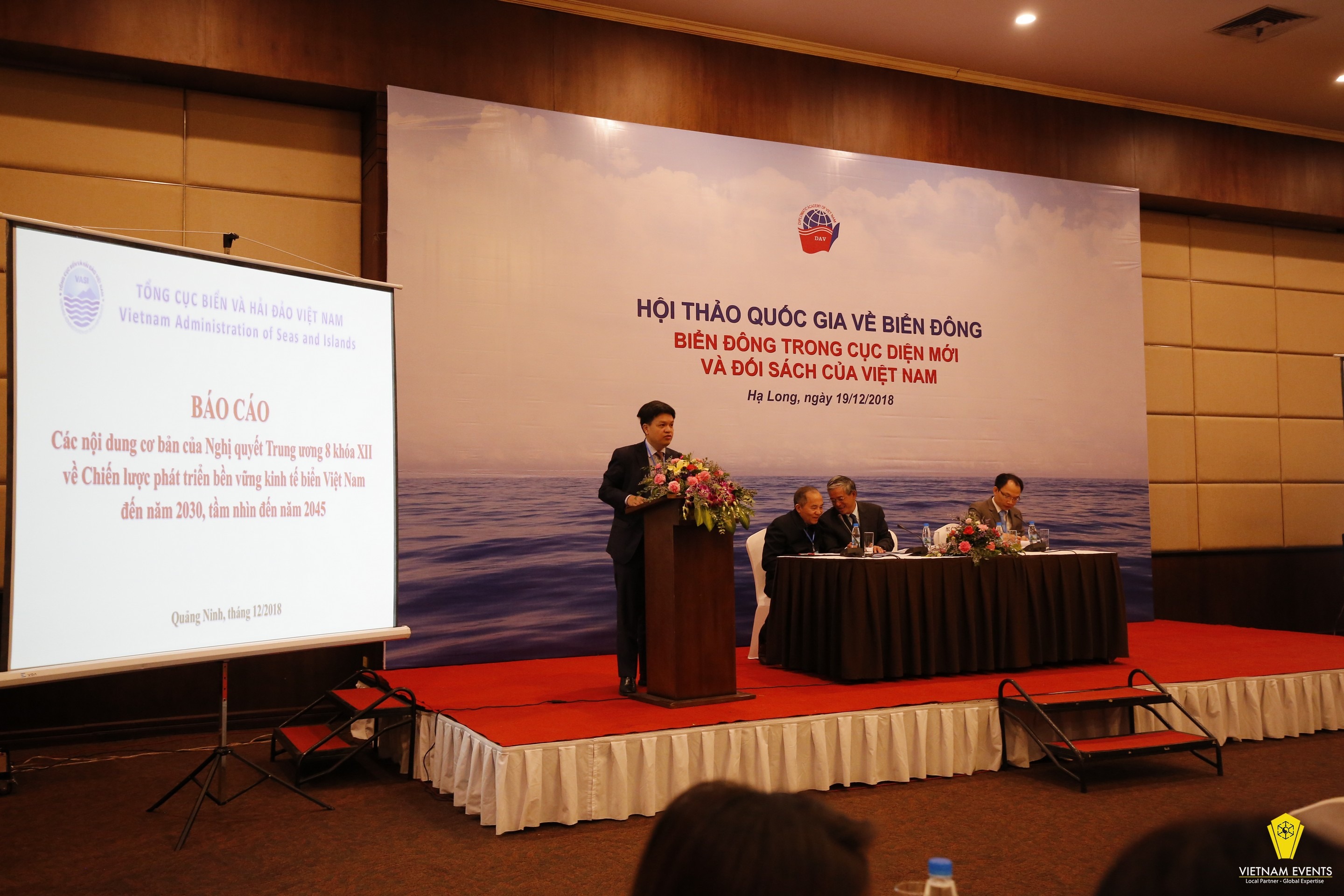 National Seminar on South China Sea took place on 18th December in Ha Long