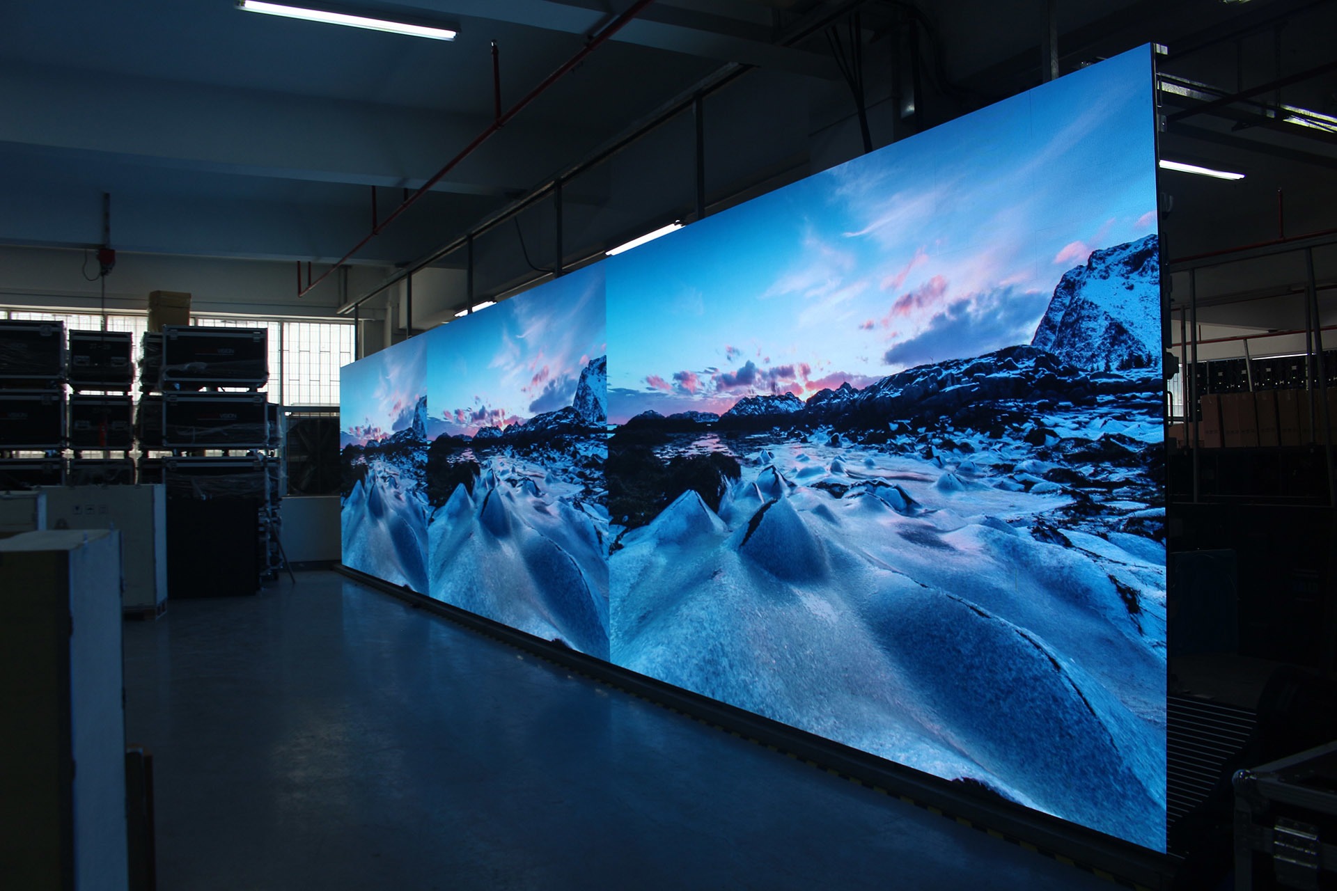 Where to rent cheap LED screen in Hanoi ? 