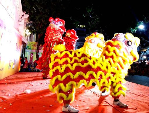 Mid- Autumn Festival for foreign people in Vietnam 
