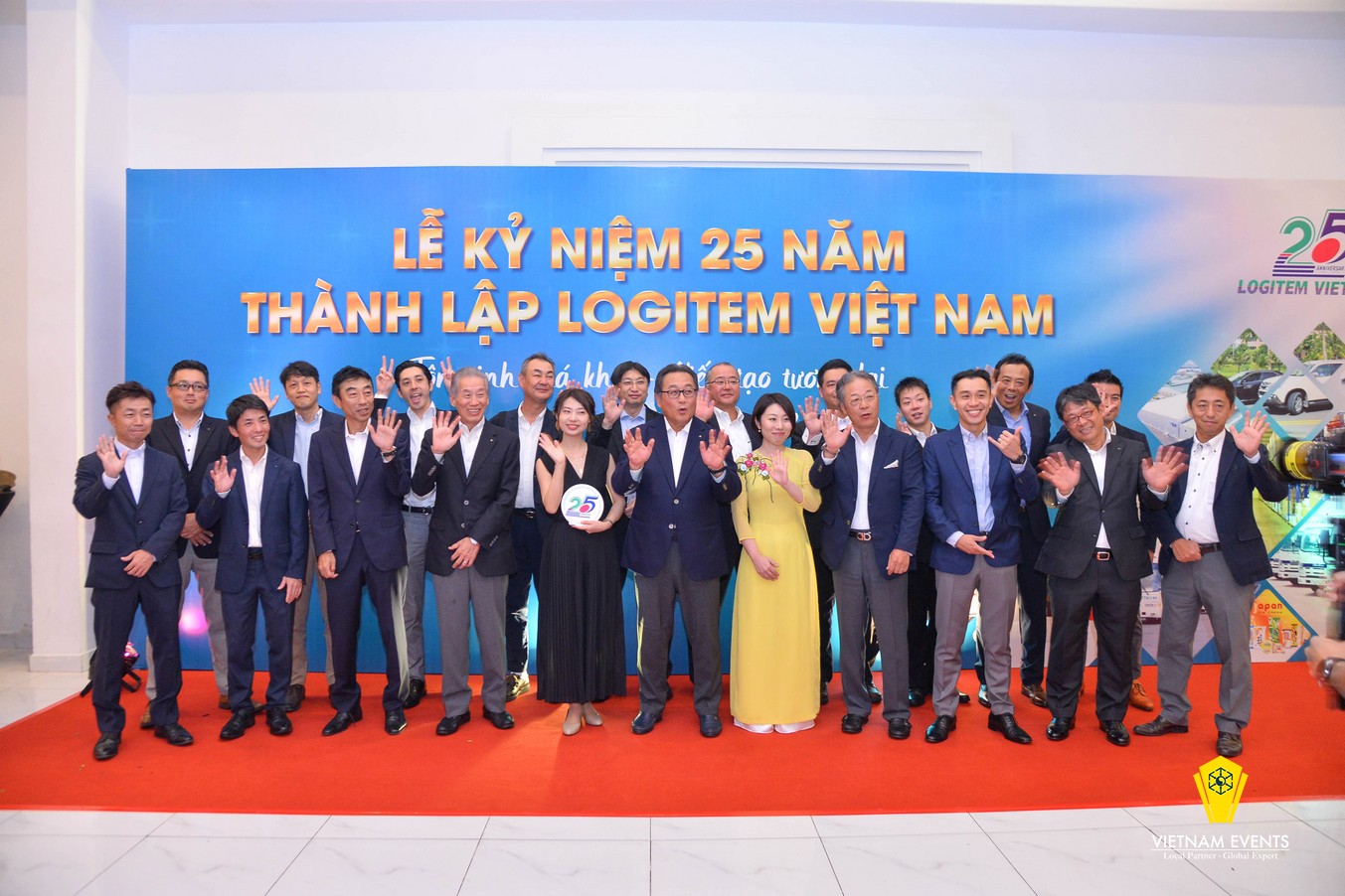 The glorious night for Logitem leaders and staff in Ho Chi Minh