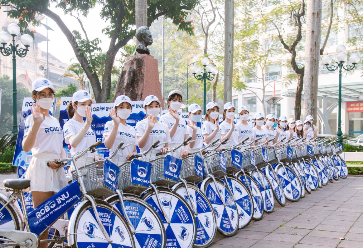 Robo Inu Finance's bike roadshow campaign