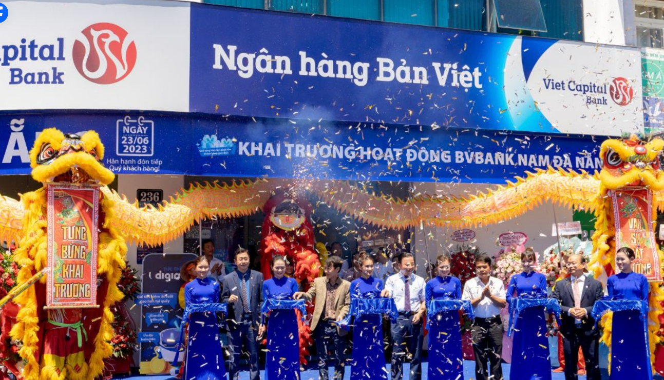 Opening ceremony of the new branch of Vietnam capital bank in Da Nang