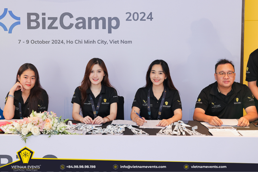 When organizing cross-border events with cultural differences, communication is a crucial element.